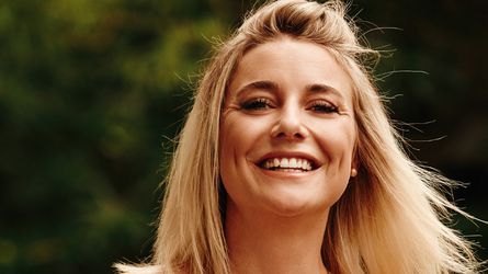 janina celine jahn 23