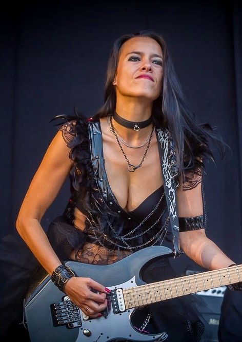 jen majura 5