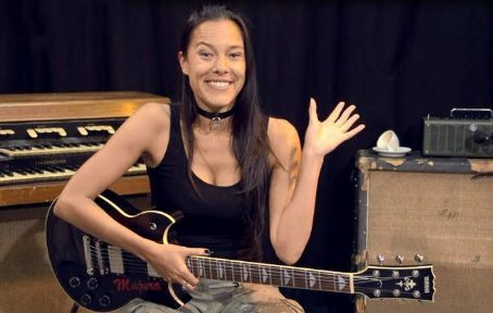 jen majura 9