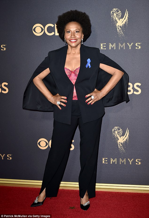 jenifer lewis 7