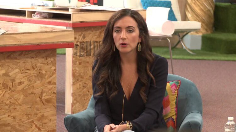 10 Hot Sexy Jennifer Hyman Bikini Pics