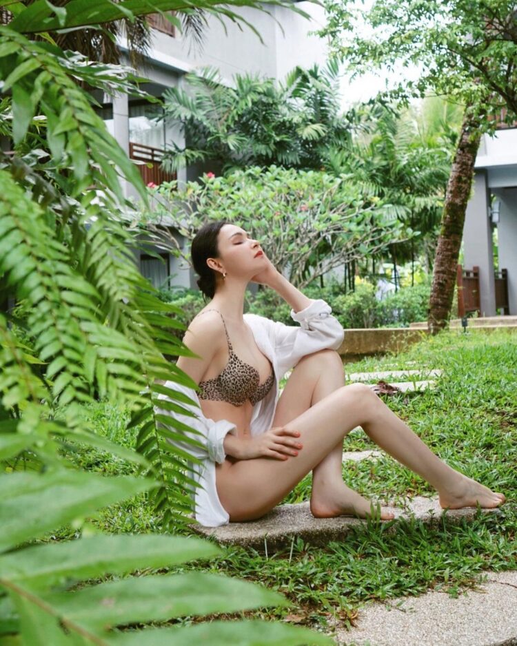 jessica amornkuldilok 7