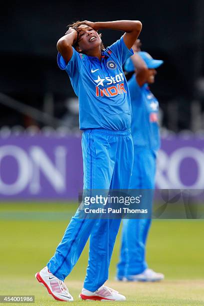 jhulan goswami 3
