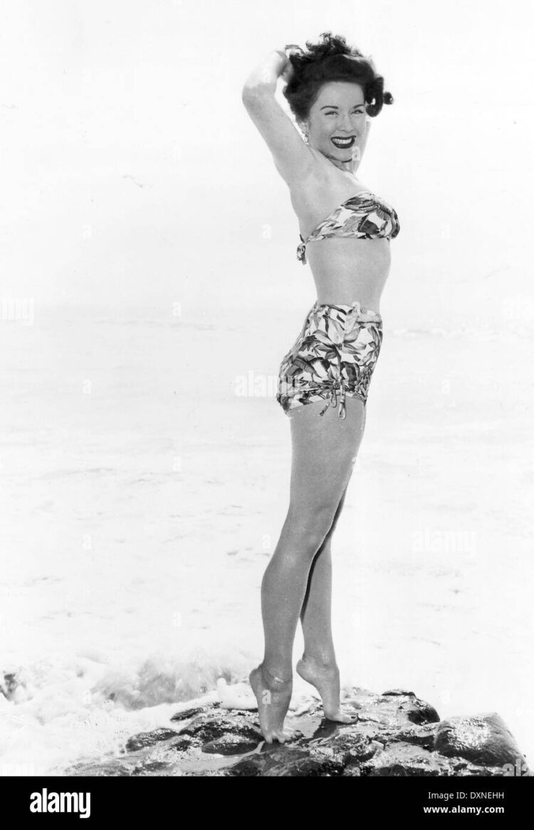 joan leslie 1