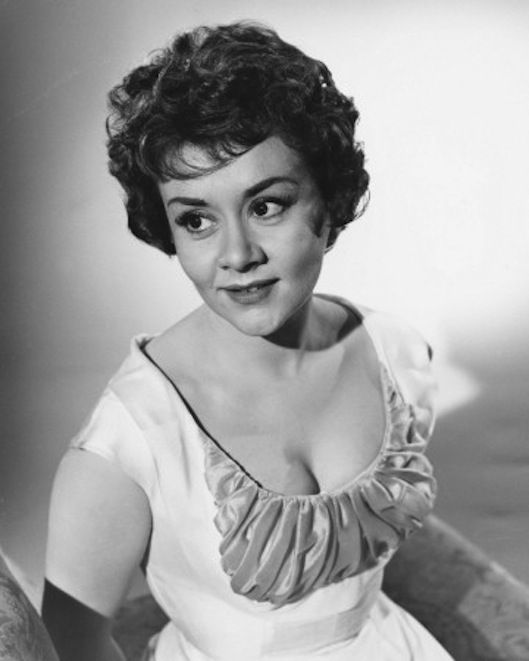 joan plowright 1