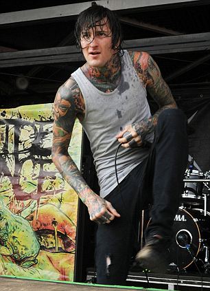 jolie lucker 8
