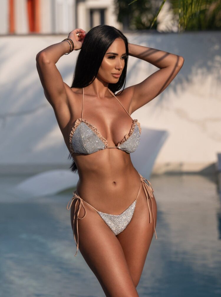 joselyne anais 8 scaled