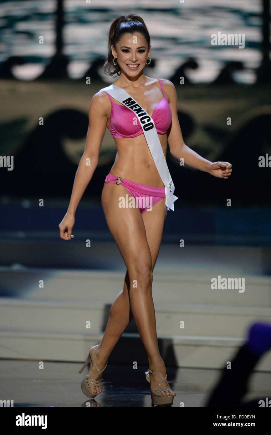 josselyn garciglia 9