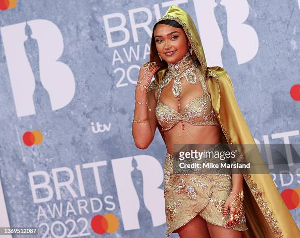joy crookes 4