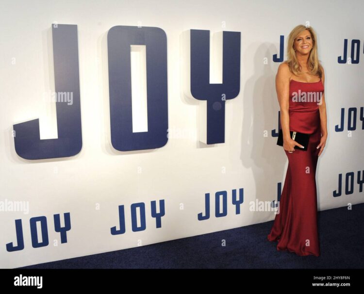 joy mangano 7