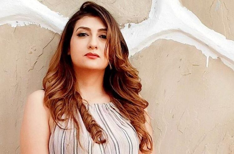 juhi parmar 2