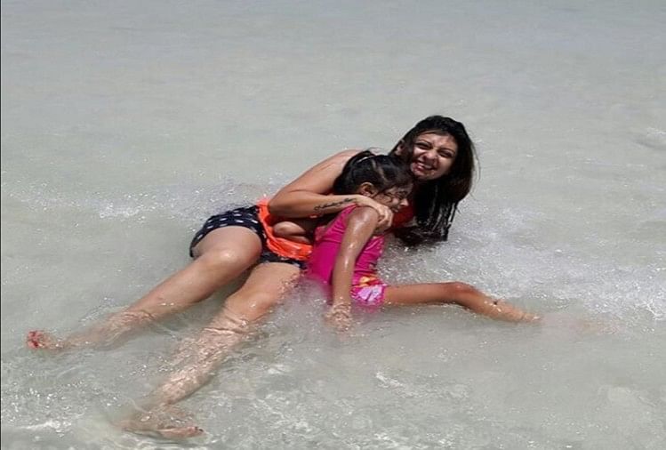 juhi parmar 5