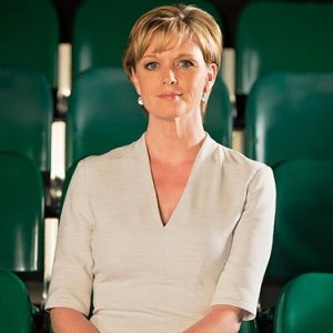 julie etchingham 5