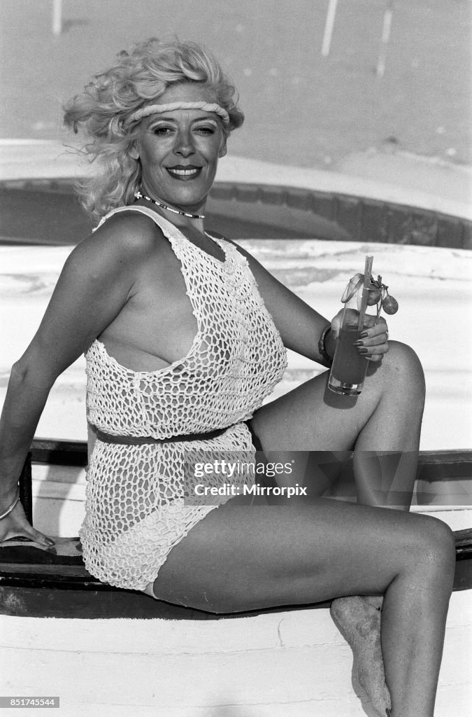 julie goodyear 3