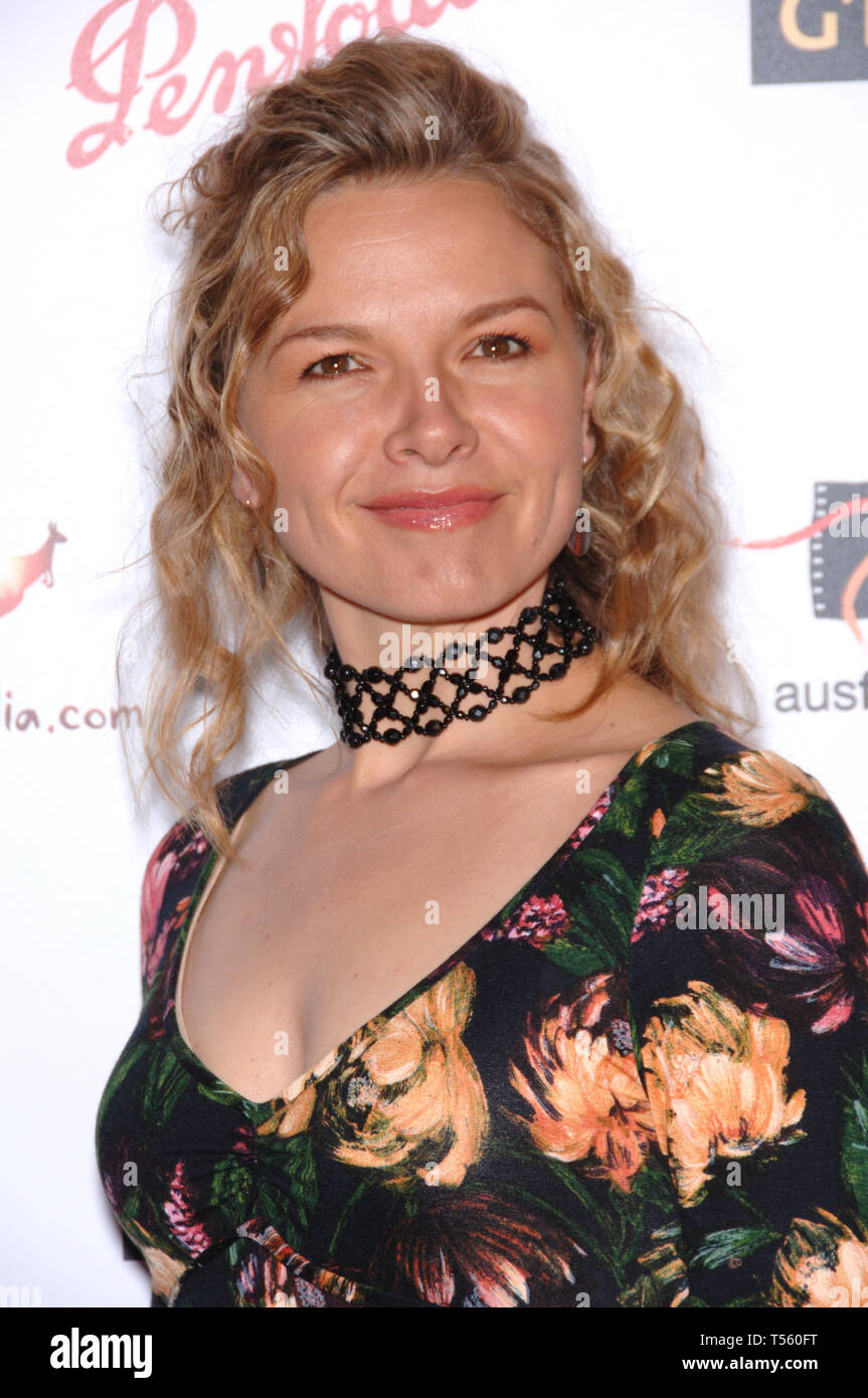 justine clarke 2