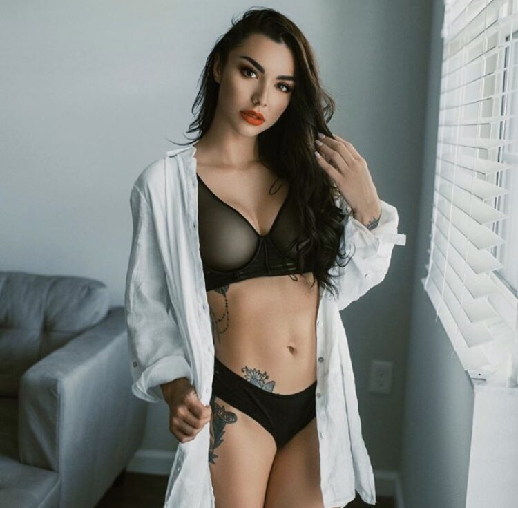 kailah casillas 5