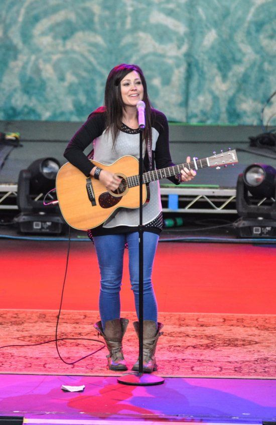 kari jobe 1