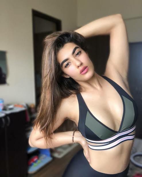 kavya thapar 1