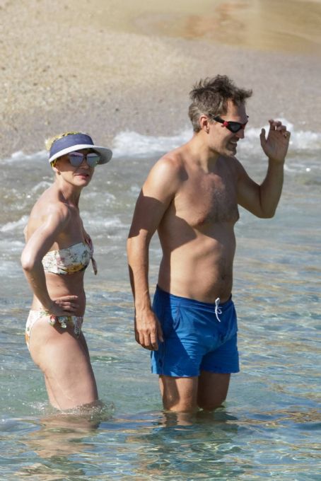 kristina orbakaite 3