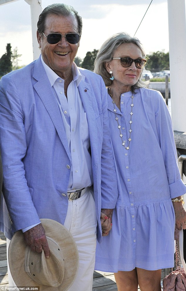 kristina tholstrup 9