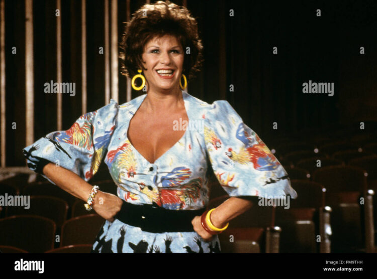 lainie kazan 9