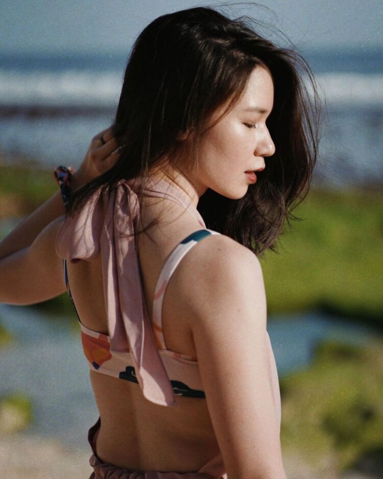 10 Hot Sexy Laura Basuki Bikini Pics 