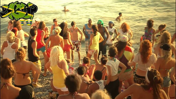 laure courtellemont 8