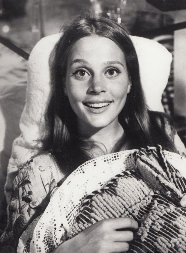 leigh taylor young 6