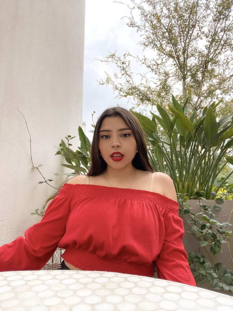 leslie gallaga scaled