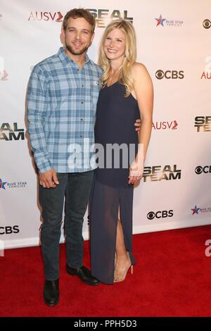 8 Hot Sexy Lexi Thieriot Bikini Pics