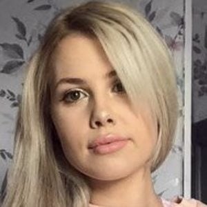 liana jade brooker 2