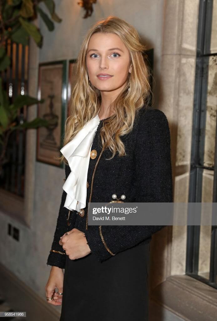 lily travers 9