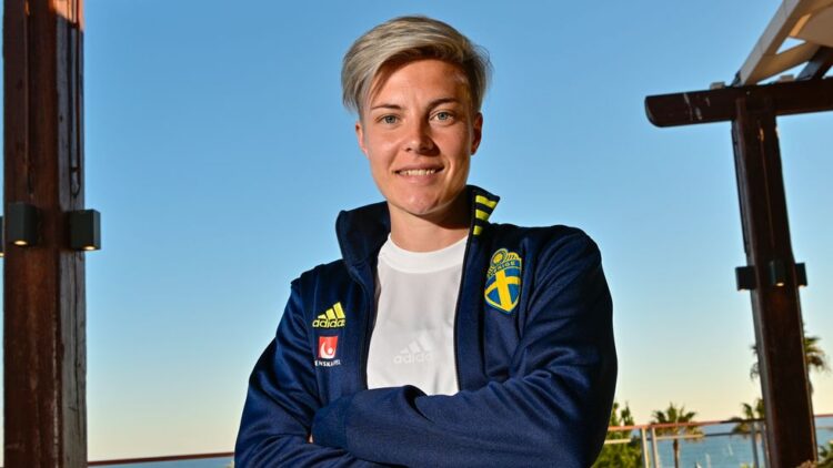 lina hurtig 9