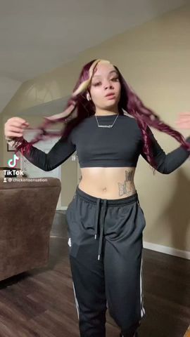 3 Hot Sexy Linnette Rodriguez Bikini Pics