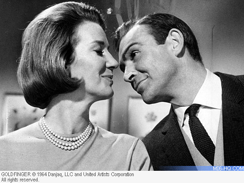 lois maxwell 8