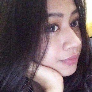 lolyta agestina sari 1