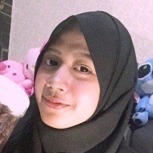 lolyta agestina sari 3