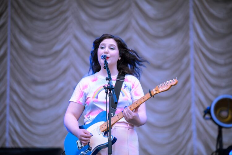 5 Hot Sexy Lucy Dacus Bikini Pics