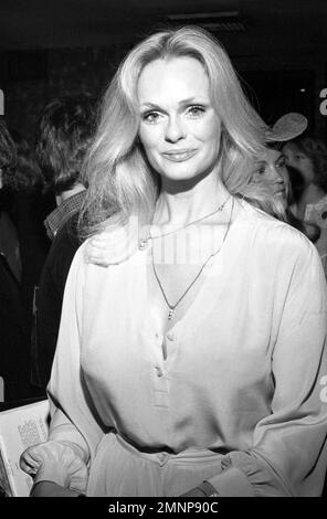 lynda day george 8