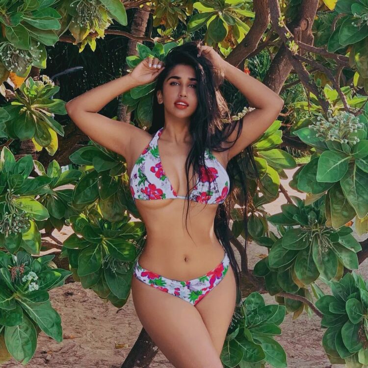 m rose 1