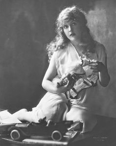 mae murray 4