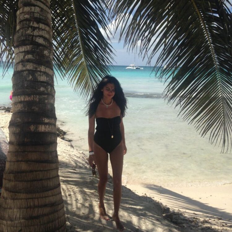 malvina cservenschi 4