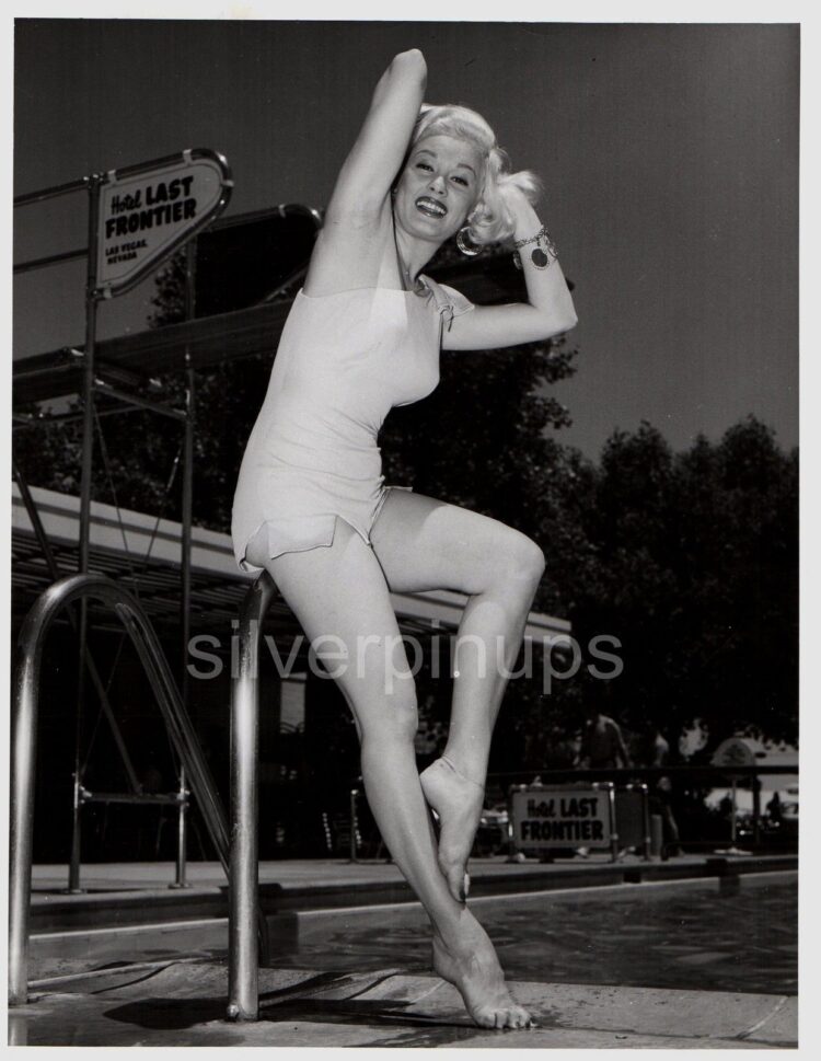mamie van doren 4