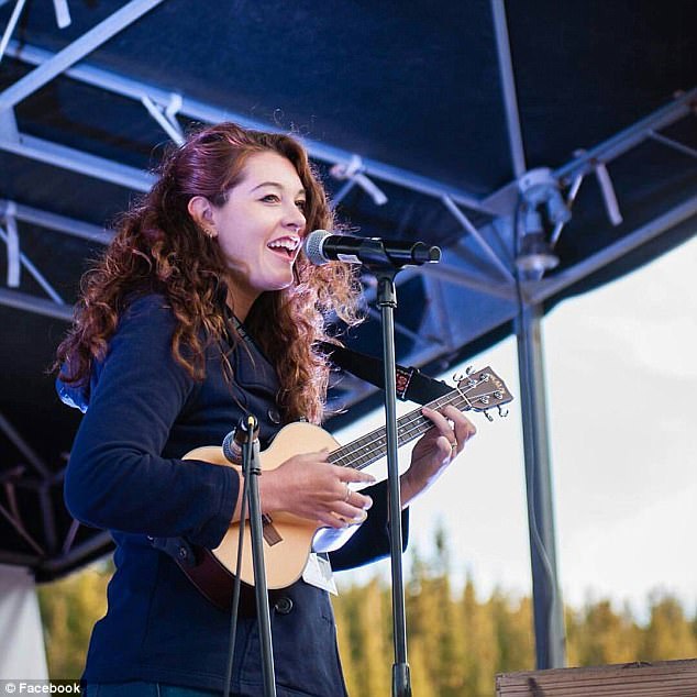 mandy harvey 9