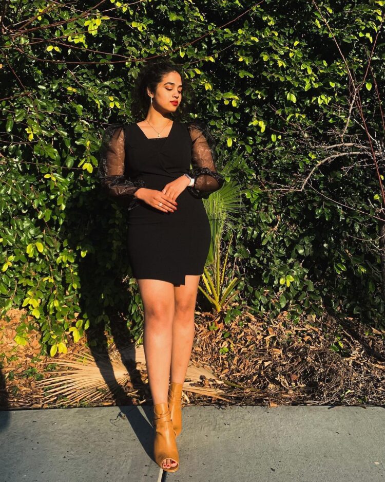 manisha eerabathini 6