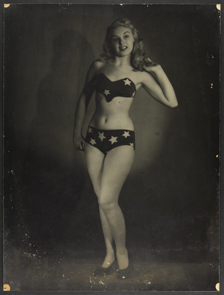 manuela davila 1 scaled