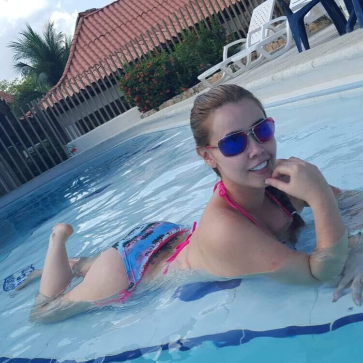 manuela gomez franco 9