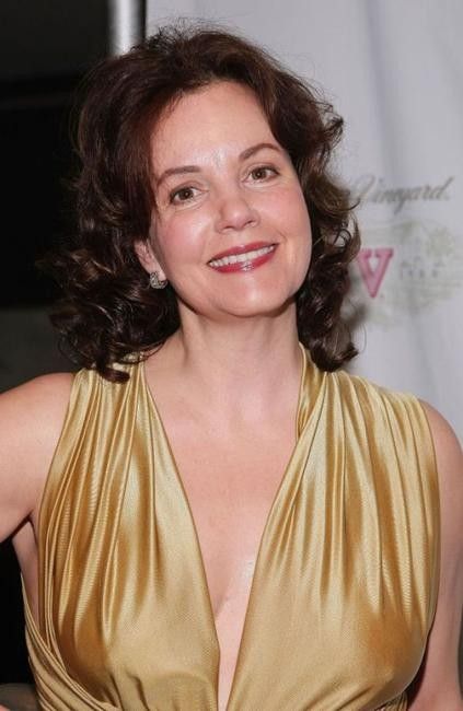 margaret colin 5