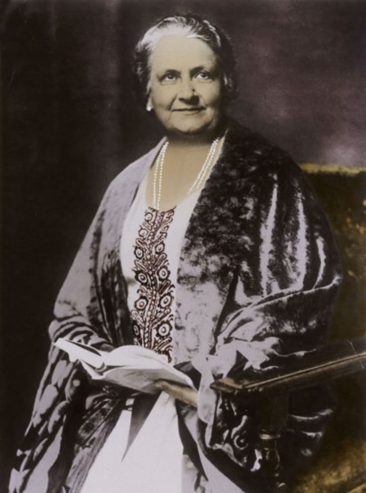 maria montessori 8