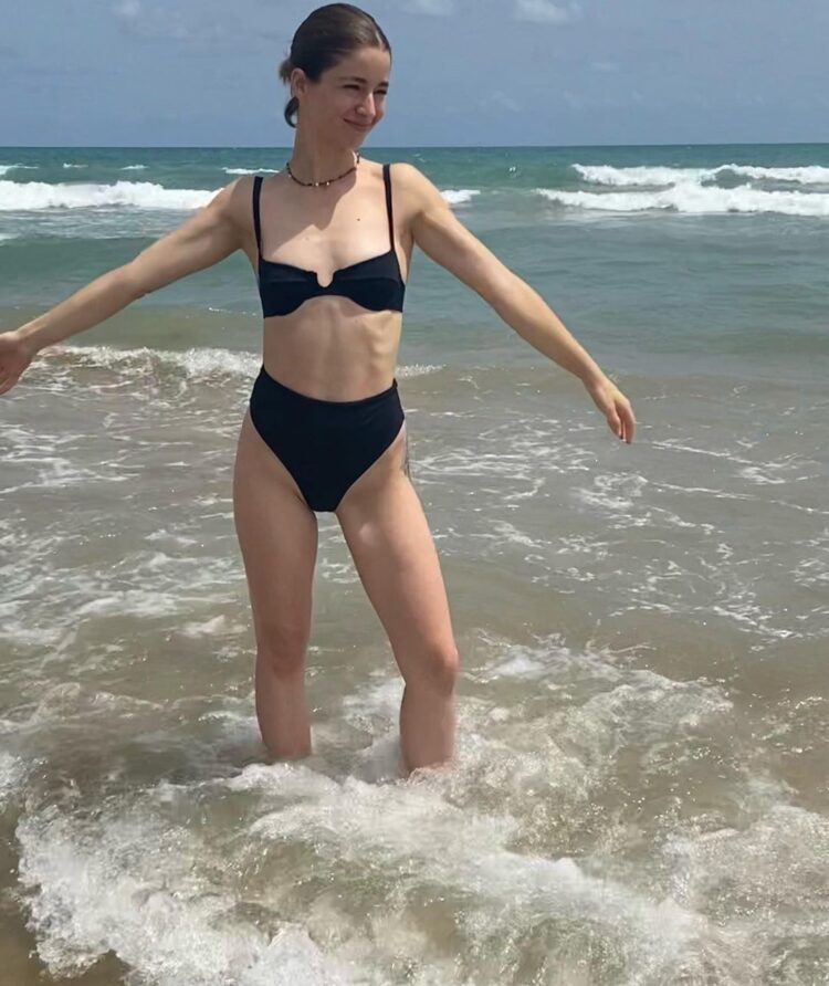 mariana di girolamo 2